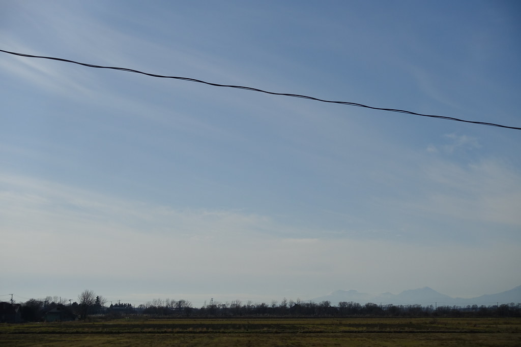 Mount Tarumae Volcano Trekking Guide: Hiking Japan’s Active Stratovolcano with Lava Dome Views