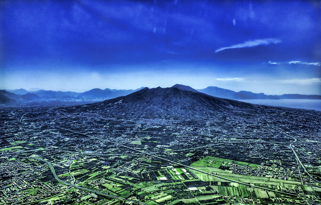 Hiking Mount Vesuvius: A Complete Volcano Trekking Guide to Italy’s Legendary Stratovolcano