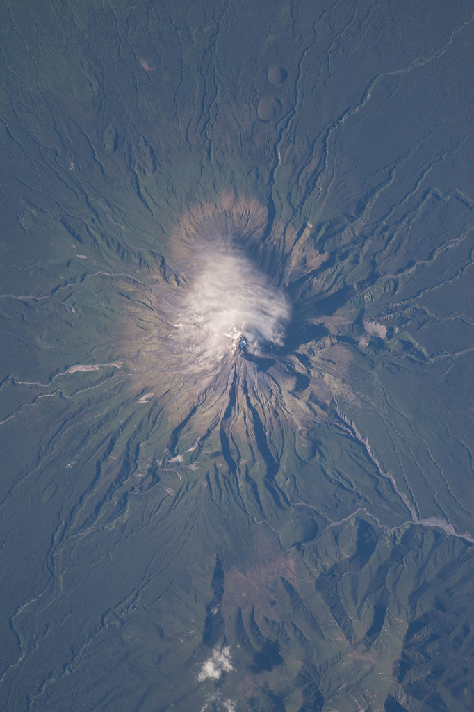 Climbing Mount Taranaki: A Demanding Trek to New Zealand’s Perfect Symmetrical Stratovolcano