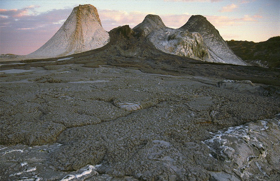 Ol Doinyo Lengai volcano trek - Volcán activo de carbonatitas - Ol Doinyo Lengai (Tanzania) - 01