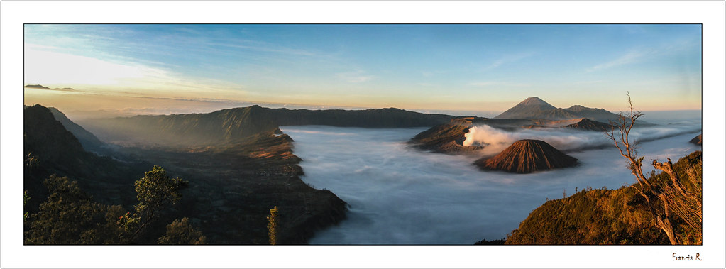 Mount Semeru volcano trek - Mount Bromo (Indonesia)