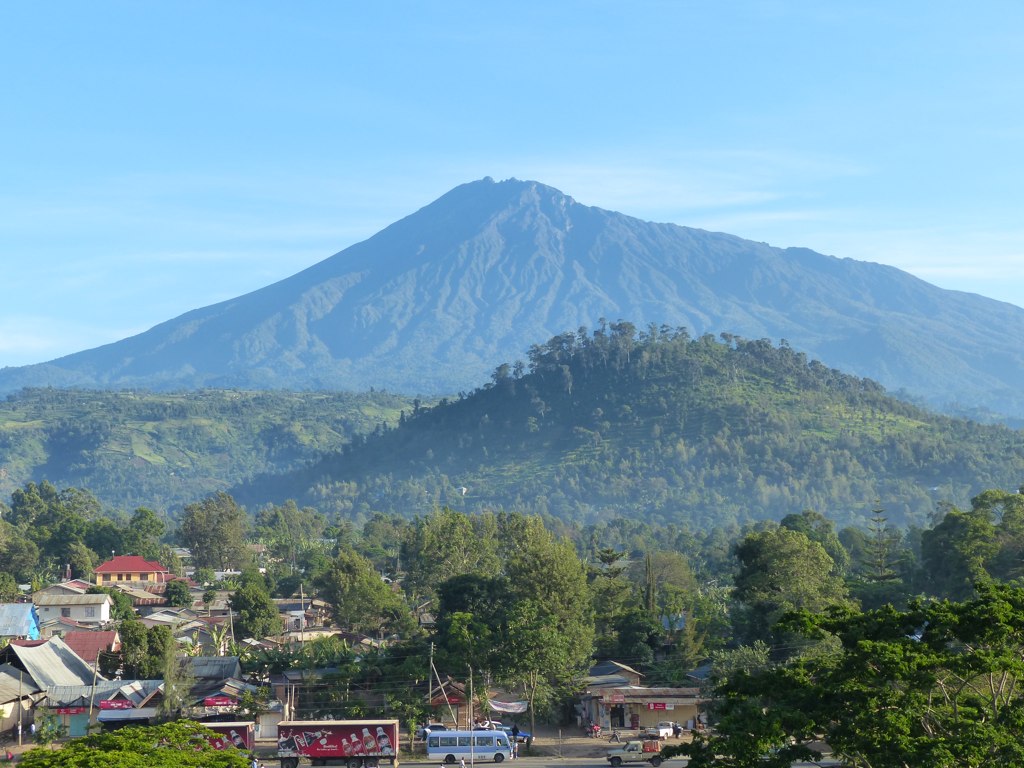Mount Meru volcano trek - Mount Meru in the morning