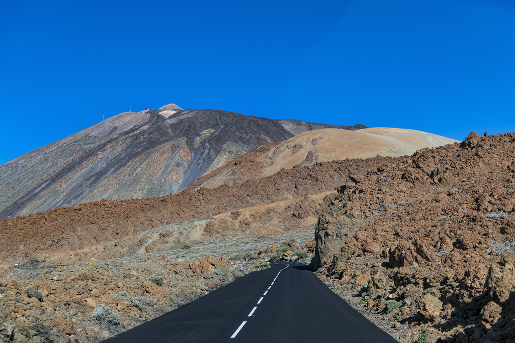 Mount Teide volcano trek - On the road to the Mount Teide (again)