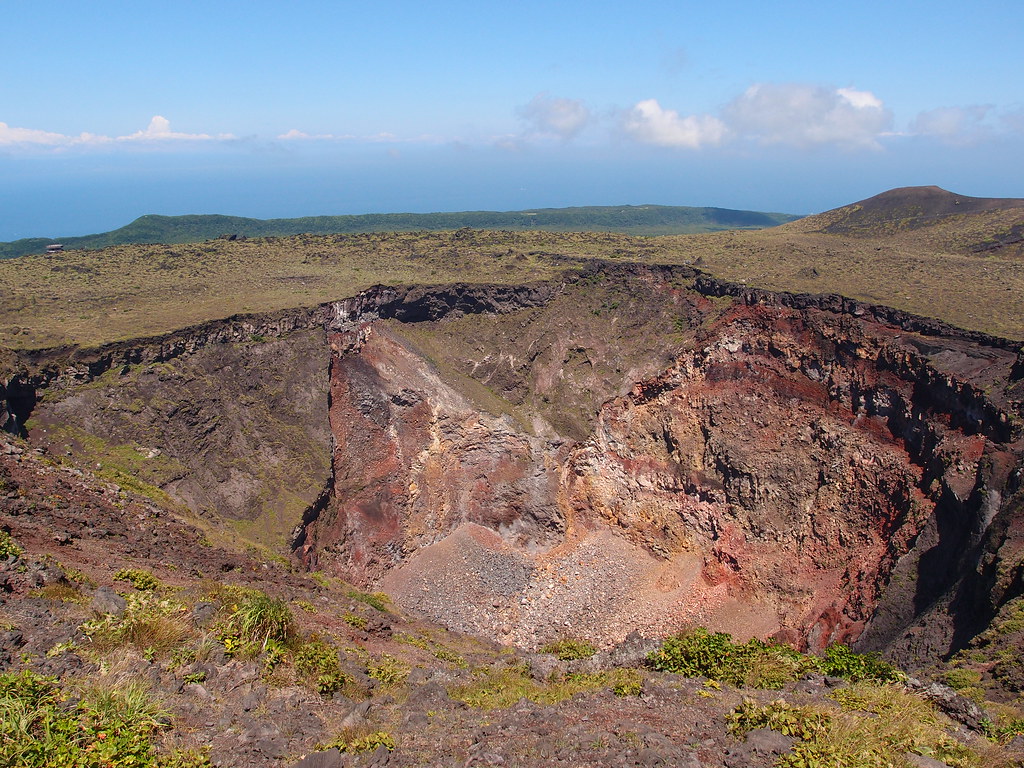 Mount Mihara volcano trek - Crater @ Caldera loop trail @ Mount Mihara @ Oshima