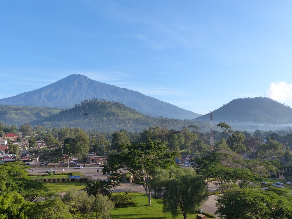 Mount Meru volcano trek - Mount Meru