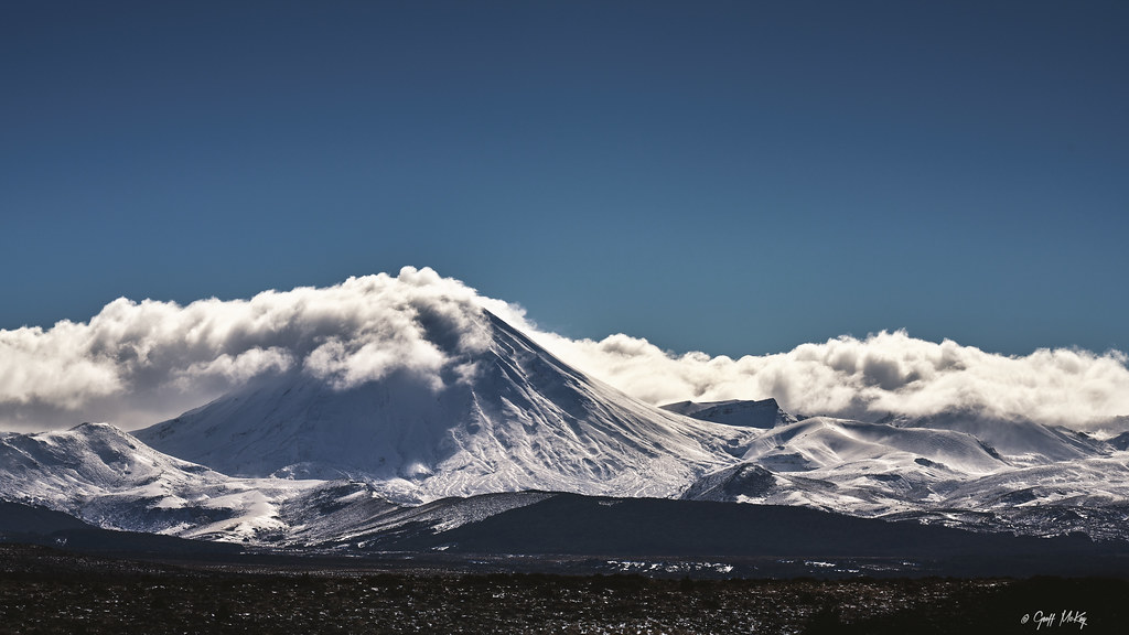 Mount Ngauruhoe volcano trek - Mount Ngauruhoe